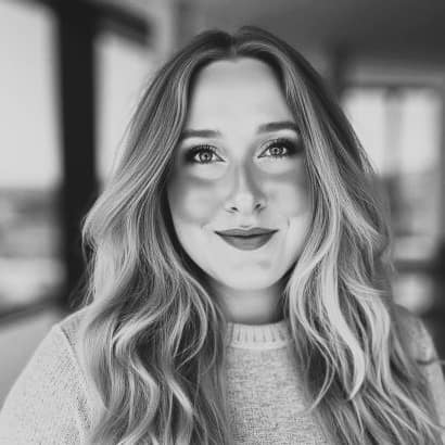 Darian Emry's headshot in black and white.